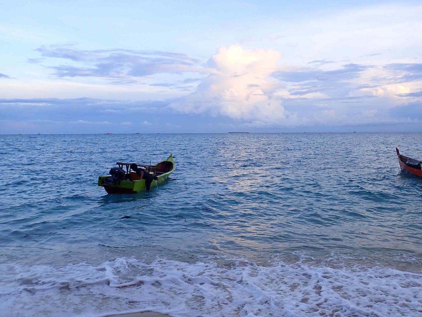 Wisata Pulau Semujur